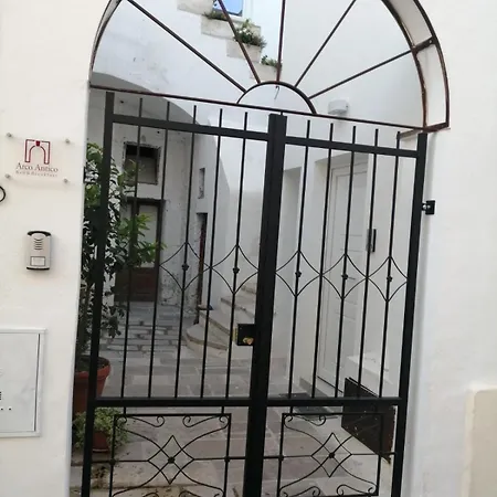 Arco Antico *